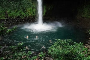 La Fortuna: Waterfall Experience Guided Hike La Fortuna