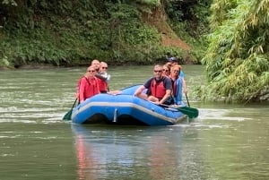 La Fortuna: Wildlife Safari Floß mit Mittagessen