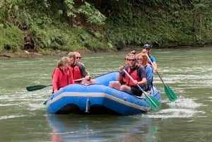 La Fortuna: Wildlife Safari Floß mit Mittagessen