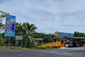 La Pavona: Felles båt til landsbyen Tortuguero