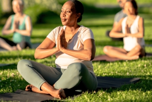 La Sabana Park: Unwind with an Outdoor Yoga Session