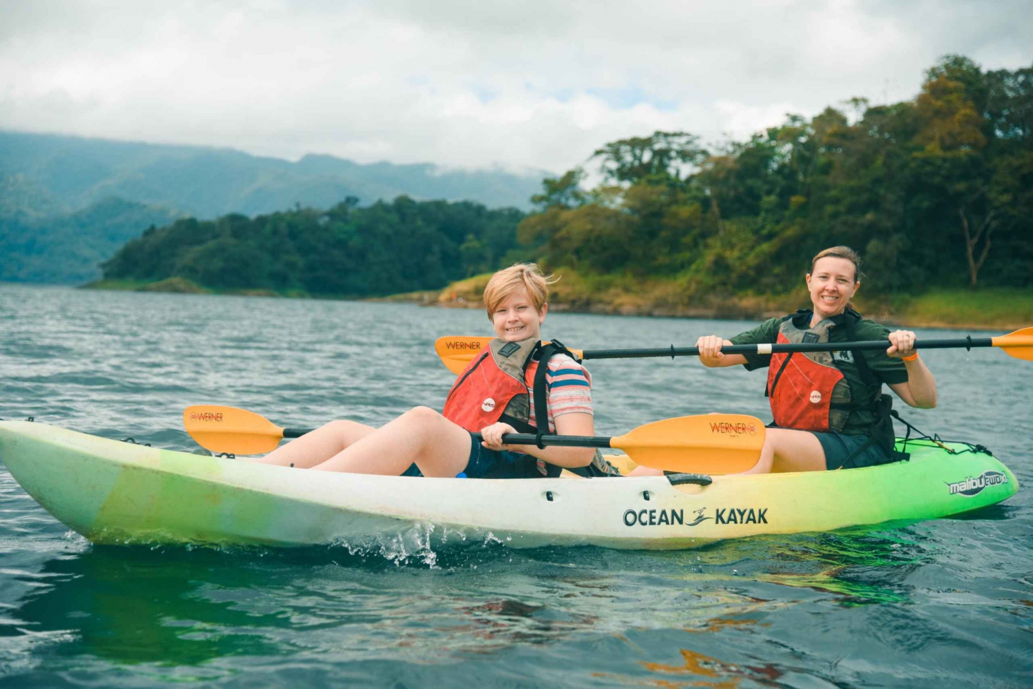 Tour in kayak sul lago Arenal