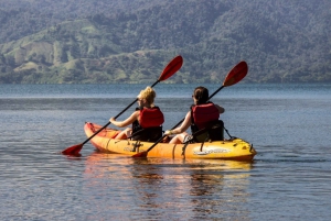 Lake Arenal: Stand Up Paddle Boarding and Biking Day Trip