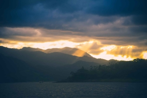 Lake Arenal: Sunset Cruise with Moonshine