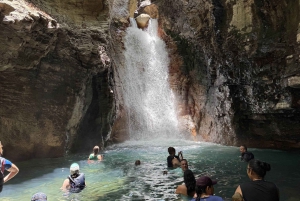 Liberia: La Leona Waterfall River Tubing