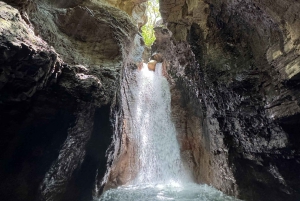 Liberia: La Leona Waterfall River Tubing
