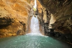 Liberia: Private La Leona Waterfall Adventure Hike