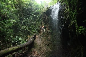 Machique Adventure - kanotpaddling och zipline Costa Rica