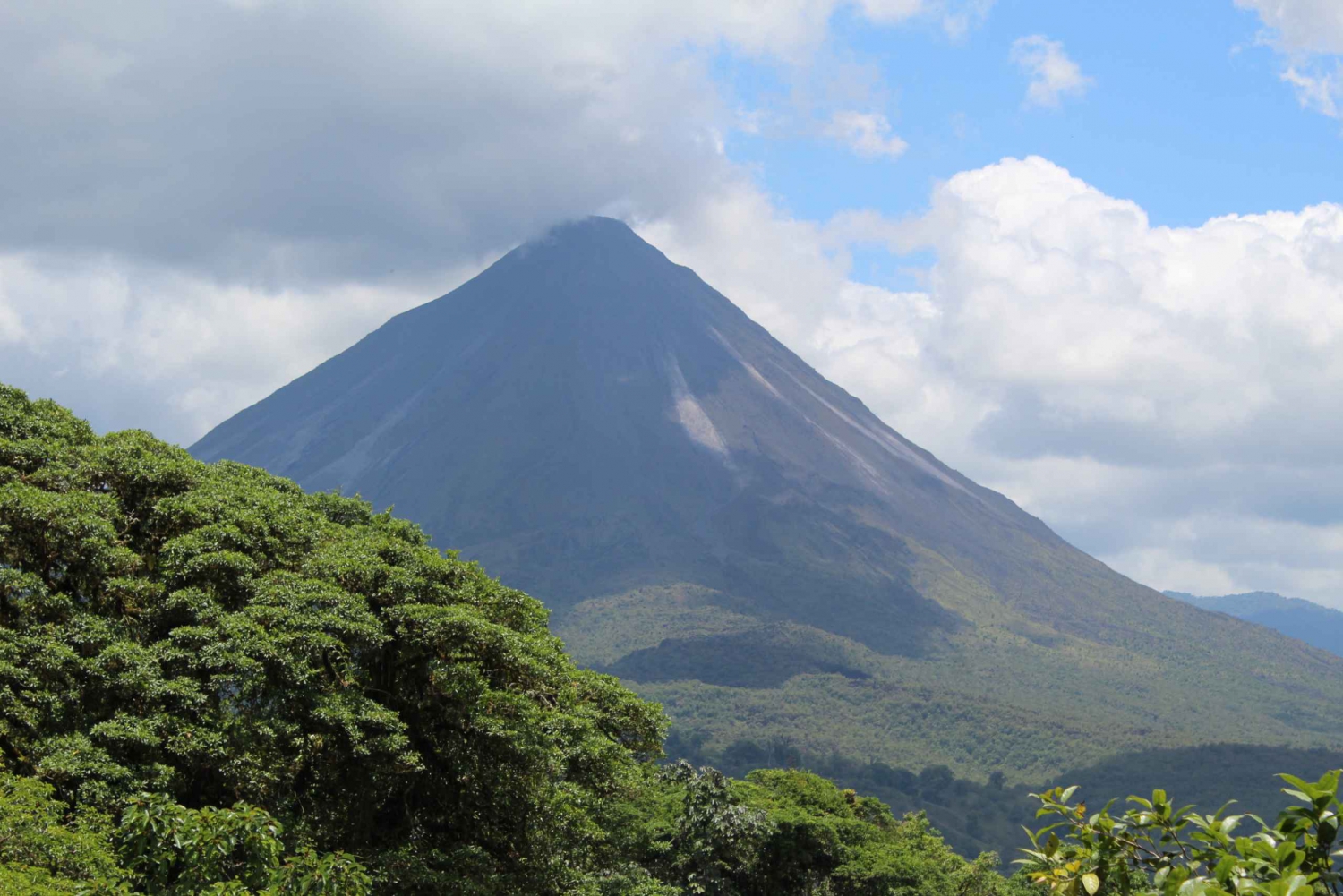 Guanacaste : Visite du volcan Arenal et de ses sources d'eau chaude