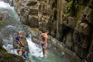 Manuel Antonio: Eco Chontales vandfaldsvandring med frokost