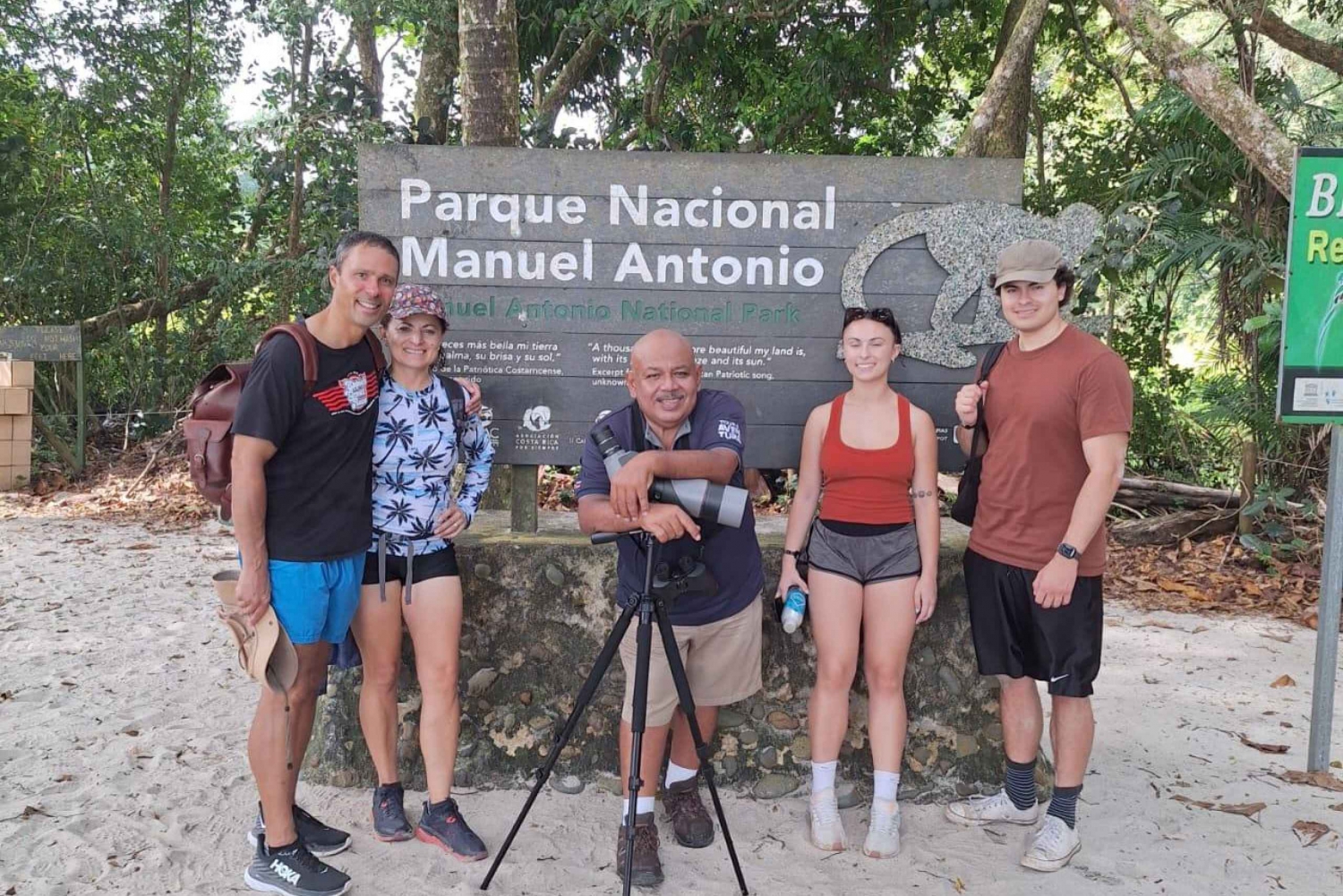 Manuel Antonion kansallispuisto kokopäiväretki