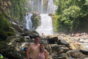 Manuel Antonio: Nauyaca Waterfall and Beach Towns Tour