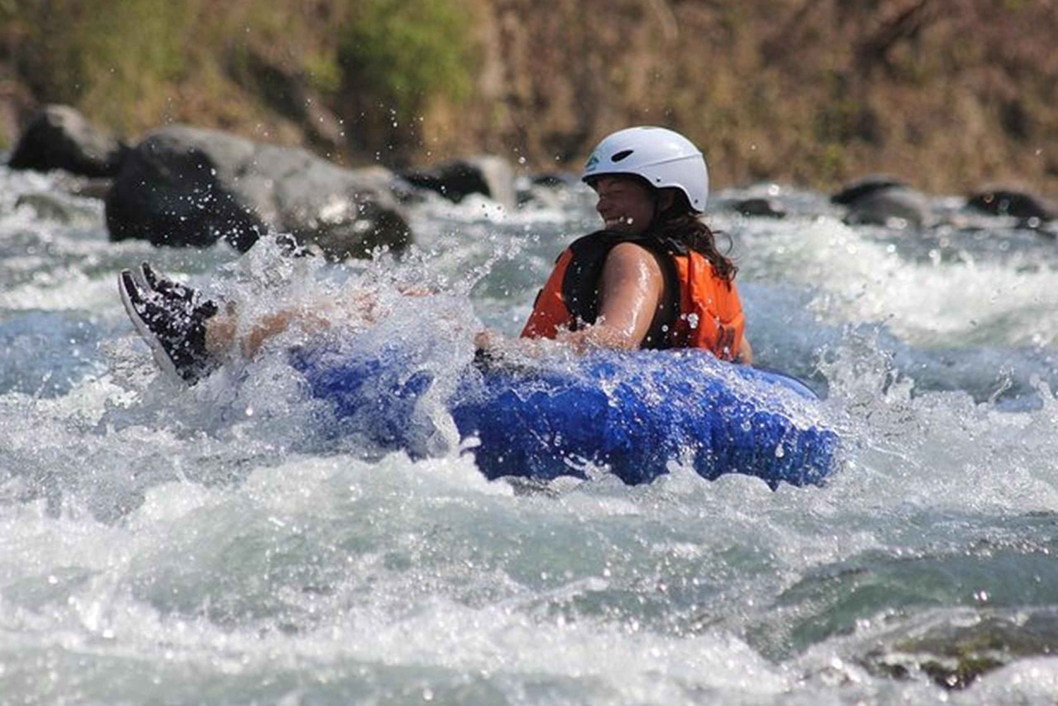 Manuel Antonio: Tubing på Savegre-elven