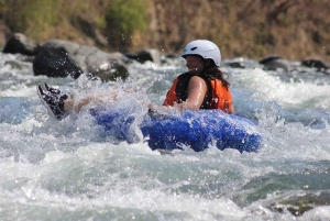 Manuel Antonio: Tubing på Savegre-elven