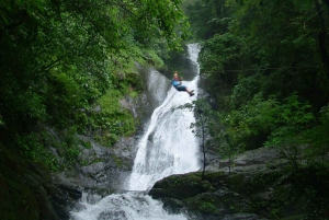 Miramar: incrível excursão de tirolesa com 11 cachoeiras