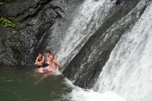 Miramar: incredibile tour in teleferica con 11 cascate a baldacchino