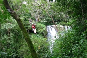 Miramar: Fantastiska 11 vattenfall Canopy Zipline Tour