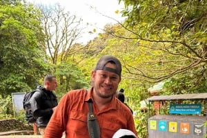 Monteverde: Pilvimetsän opastettu kierros hotellin nouto