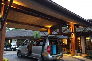 Monteverde: Lake Crossing to La Fortuna de Arenal
