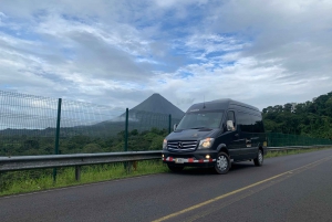 Monteverde: oversteek van het meer naar La Fortuna de Arenal