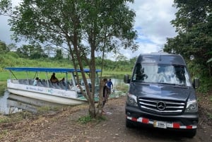 Monteverde: Krydsning af søen til La Fortuna de Arenal