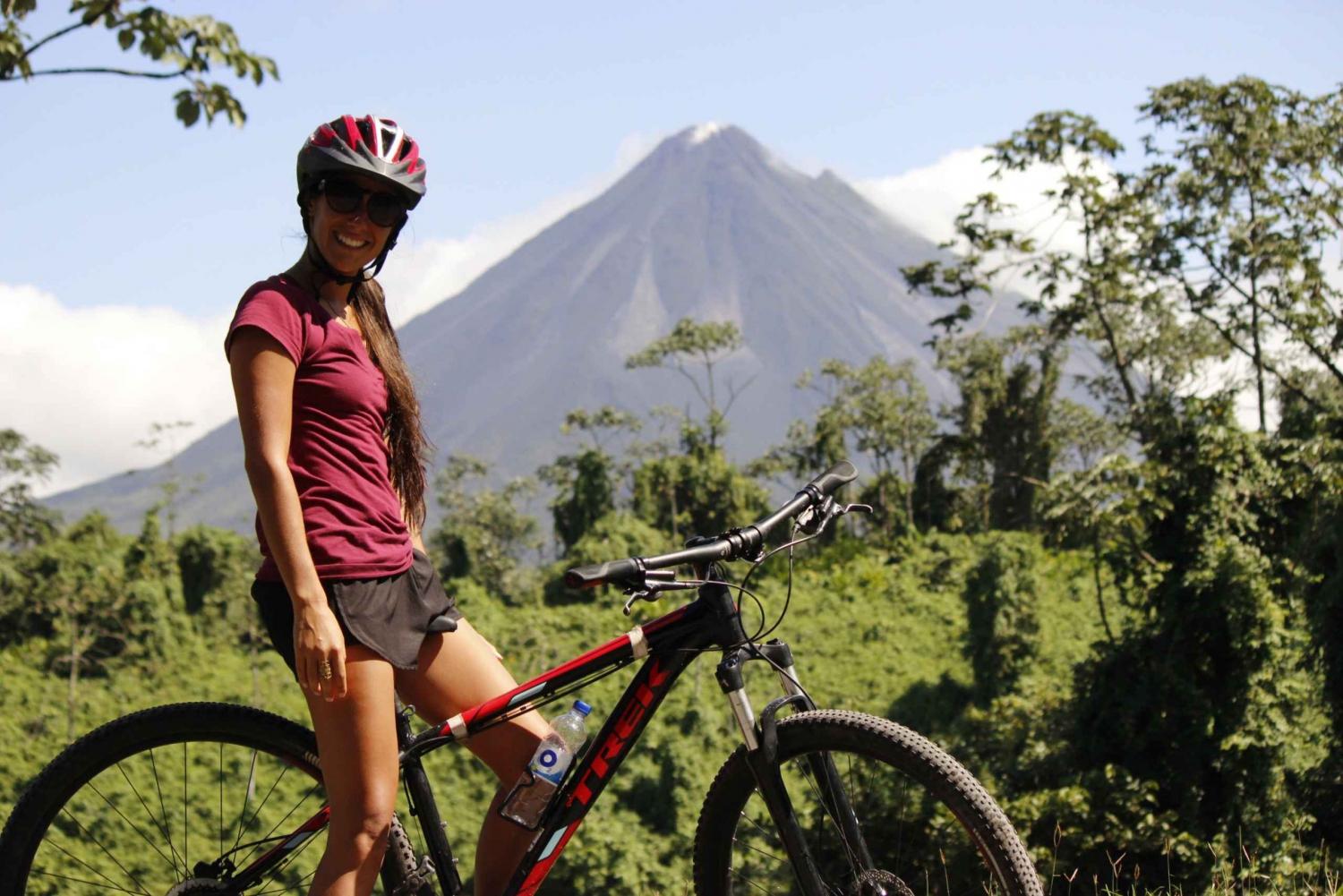 Monteverde: Mountain Bike Rugged Trail Lake cross to Arenal