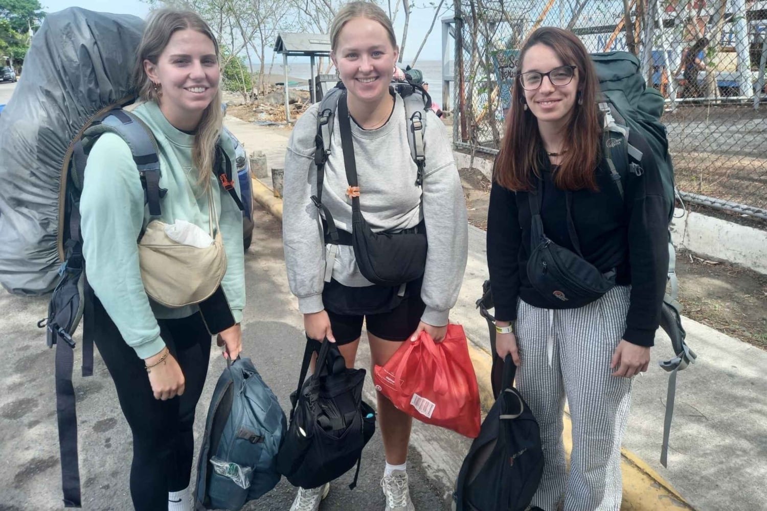 Monteverde: Transfer till Santa Teresa med naturskön färjetur