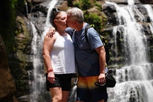 Nauyaca-waterval: wandelen, tractorrit en zwemmen met lunch