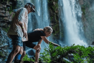 Cascadas de Nauyaca: Tour de día completo a las Cascadas