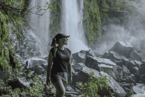 Cascadas de Nauyaca: Tour de día completo a las Cascadas