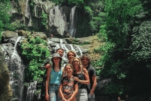 Cascadas de Nauyaca: Tour de día completo a las Cascadas