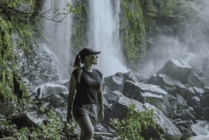 Nauyacan vesiputoukset: Nacaacauan vesiputoukset: Kokopäiväretket