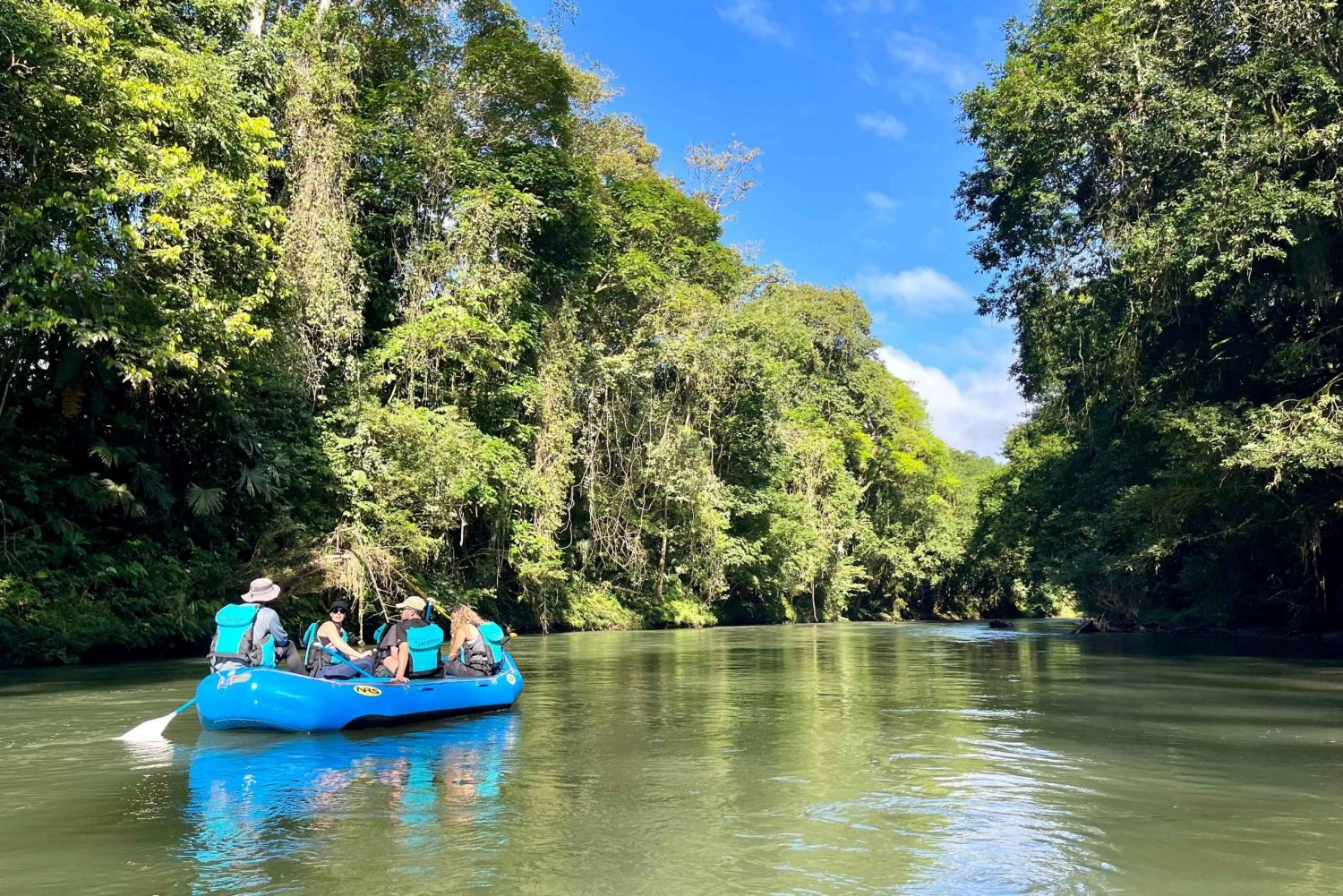 Safari fluvial sur la rivière Peñas Blancas