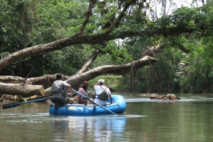 Safari fluvial sur la rivière Peñas Blancas