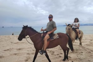 Playa Conchal/Brasilito: excursão combinada de quadriciclo e passeio a cavalo