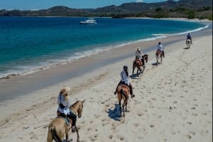 Playa Conchal/Brasilito: excursão combinada de quadriciclo e passeio a cavalo