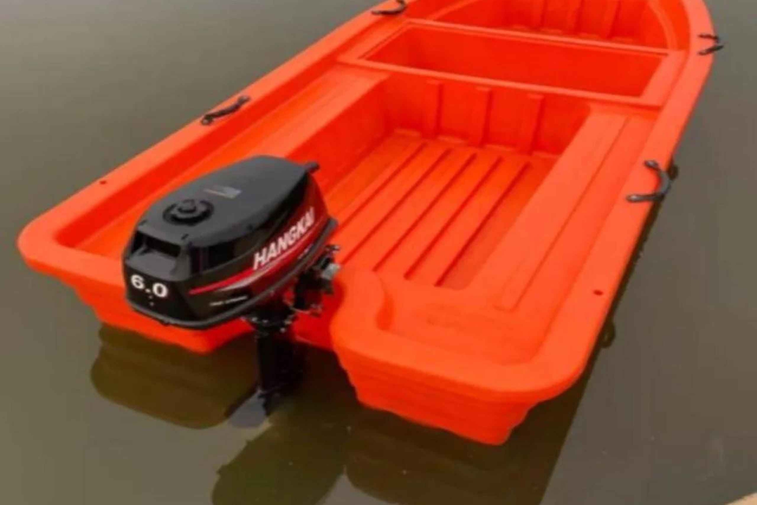 プラヤ・マンタス：プライベートミニフィッシングボートレンタル