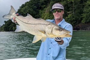 Playa Mantas: aluguer de mini barco de pesca privado
