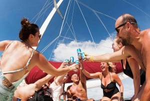 Playas del Coco: passeio de barco ao pôr do sol e mergulho com snorkel