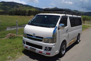 空港-ホテル/ホテル-空港間のプライベート送迎, リベリア, CR