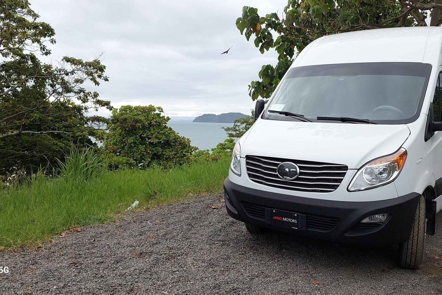 Частный прямой трансфер SJO ↔ пляж Хако/Лос-Суэнос