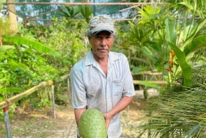 private tour to Tortuguero canals boat trip & Maratopia