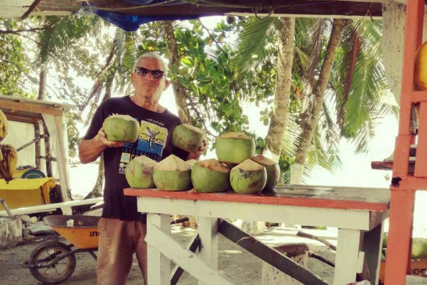 Puerto Viejo: Food and Culture Walking Tour