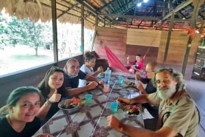 Puerto Viejo: Ureinvånarupplevelse och chokladtur