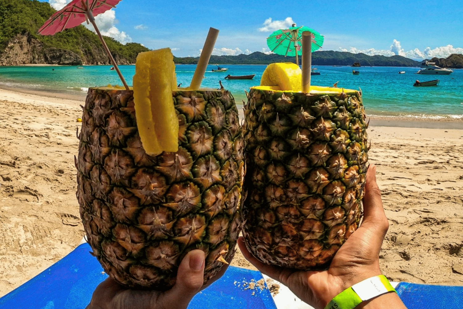 Puntarenas: Isla Tortuga Bootstour mit Mittagessen und Schnorcheln