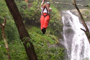 Puntarenas: Svævebanetur over 11 vandfald