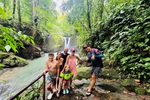 Quepos: Guided waterfall adventures