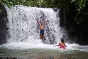 Quepos: Horseback Riding to the Shaman Waterfalls