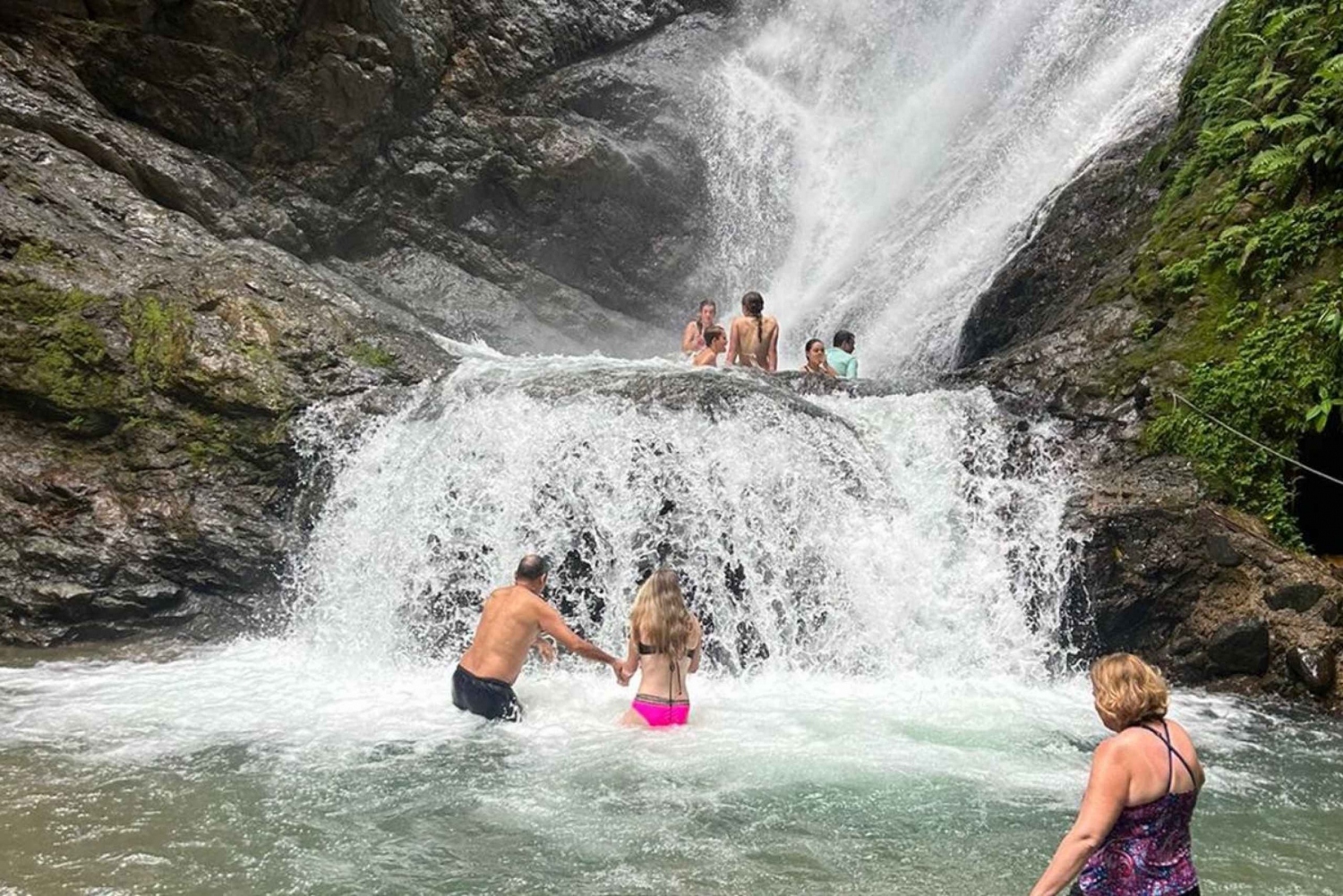 Quepos Waterfall Tours: New Adventures @ Los Campesinos