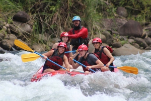 Raften Klasse 3-4 'Jungle Run': Río Sarapiquí, Costa Rica